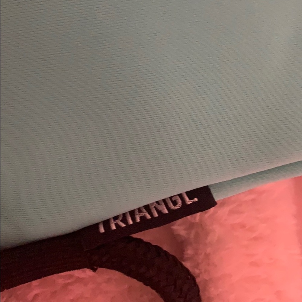 Triangl Bikini - Picture 6 of 6